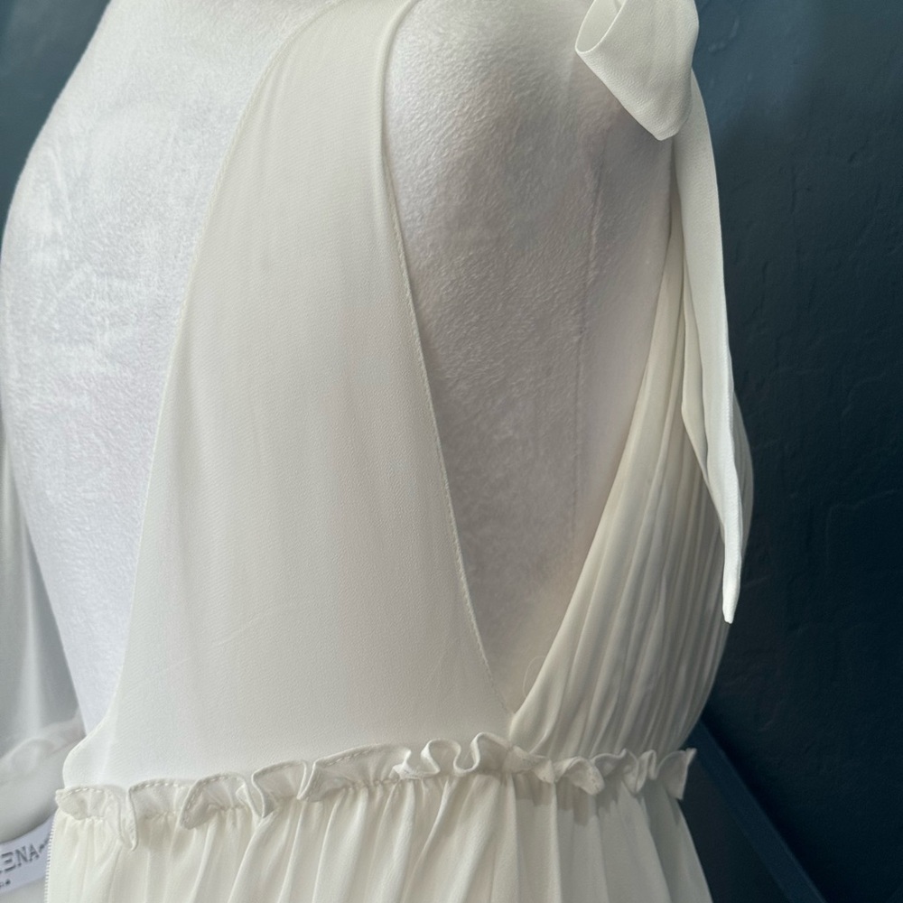Mac Duggal White Wedding Dress - Picture 16 of 16